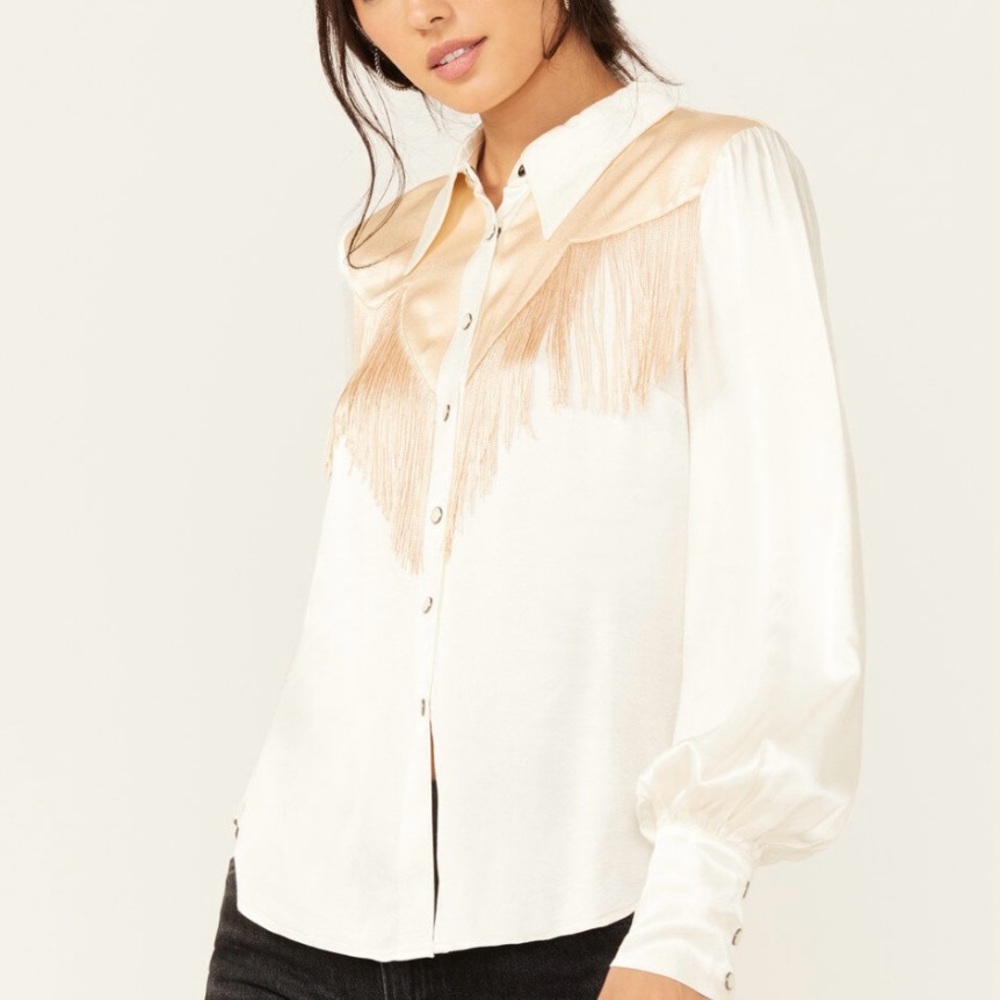 SHYANNE WOMEN'S COLOR BLOCK WESTERN FRINGE BLOUSE